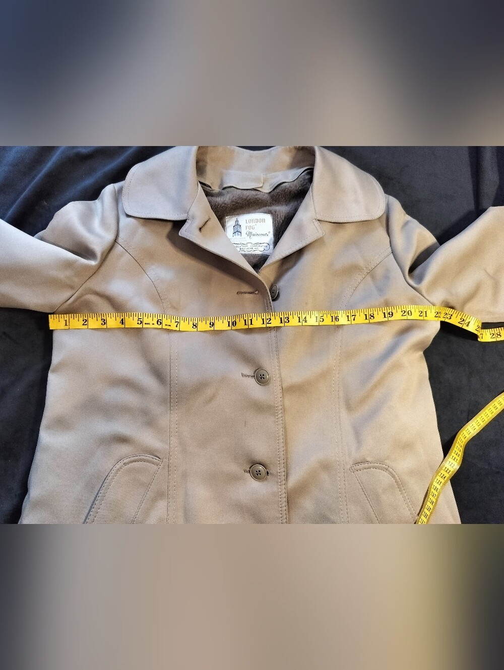 Vintage 70s London Fog Maincoats Khaki Trench Coat Impeccable Sherpa Lining 16P - Picture 2 of 13